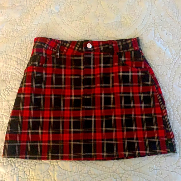 Red Black Plaid Stretch Mini Skirt - Picture 1 of 3
